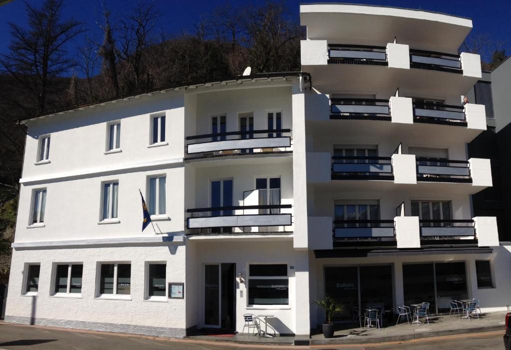 Hotel Garni Battello Melide Exterior foto