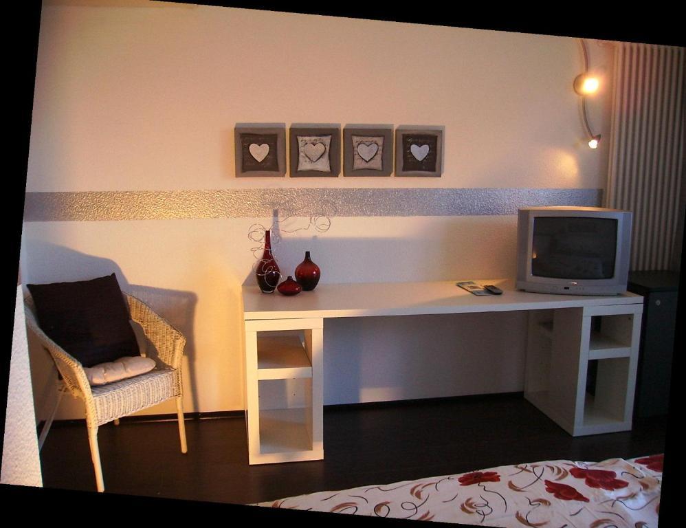 Hotel Garni Battello Melide Cameră foto