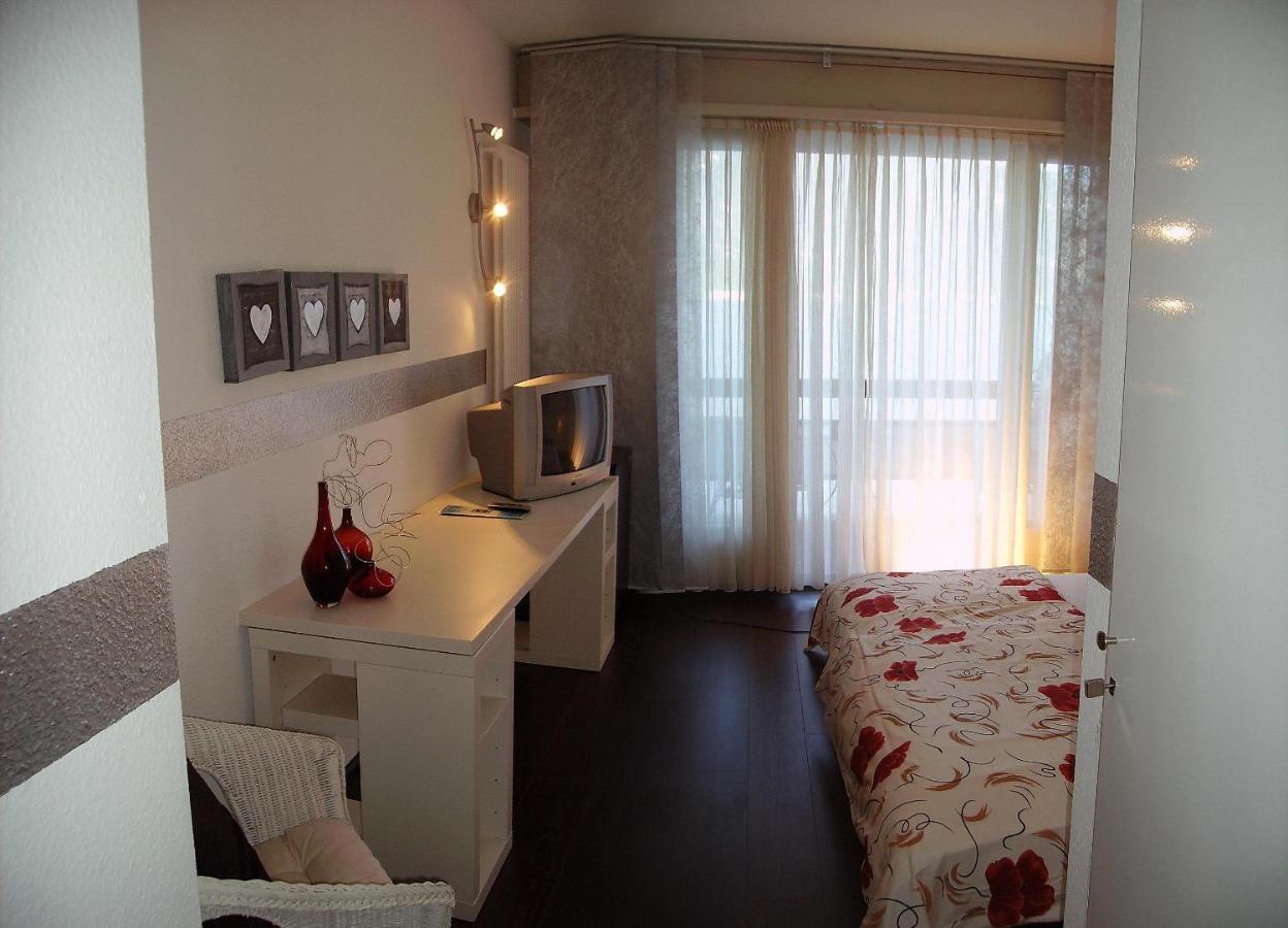 Hotel Garni Battello Melide Cameră foto
